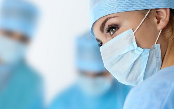 Diferencia entre Cirujano Plástico y Médico Estético