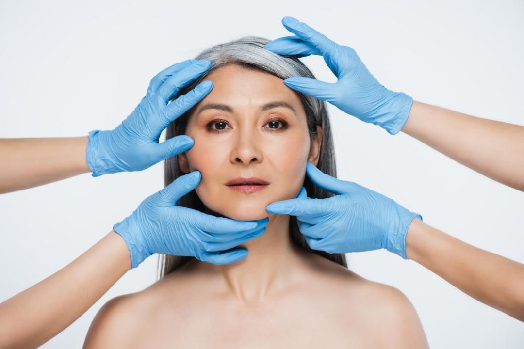 Corrige los párpados caídos con la blefaroplastia
